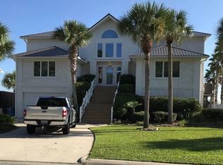 5008 Riverside Dr, Brunswick, GA 31520