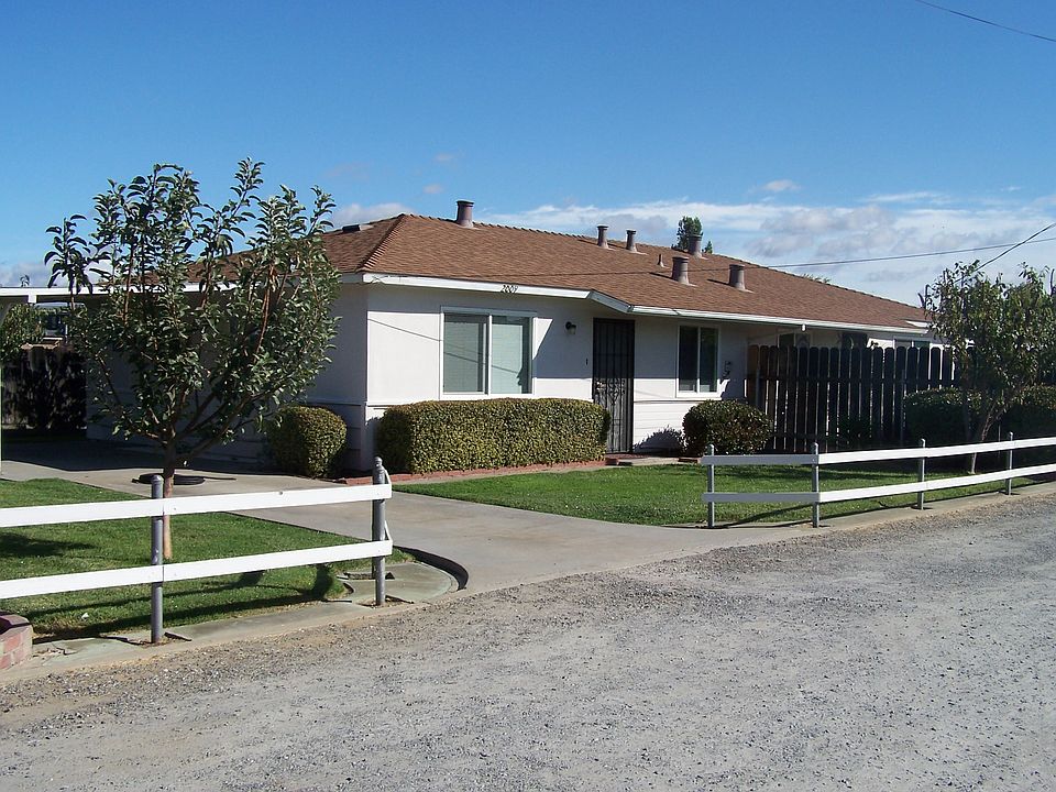 Outside of duplex