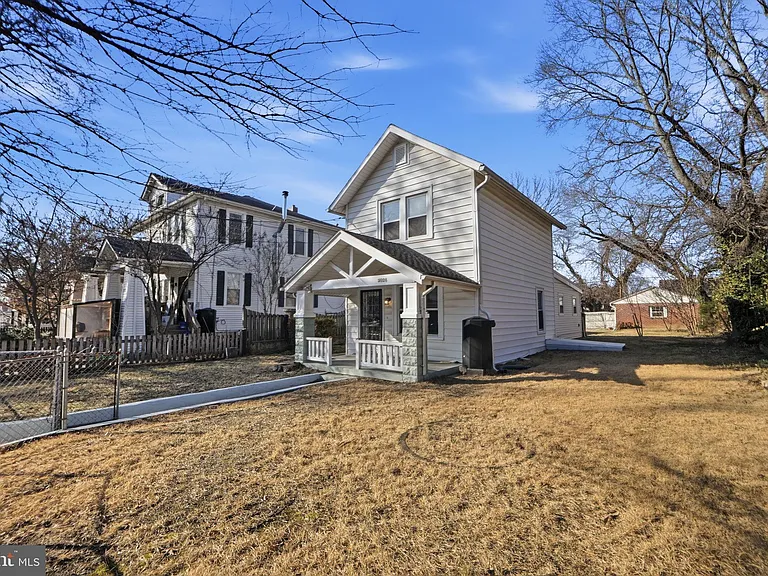 3026 Channing St NE — Photo 2