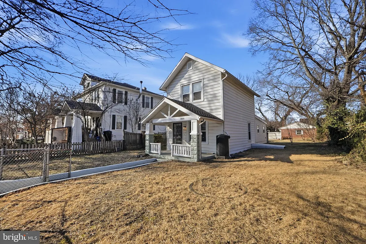 Building Photo - 3026 Channing St NE