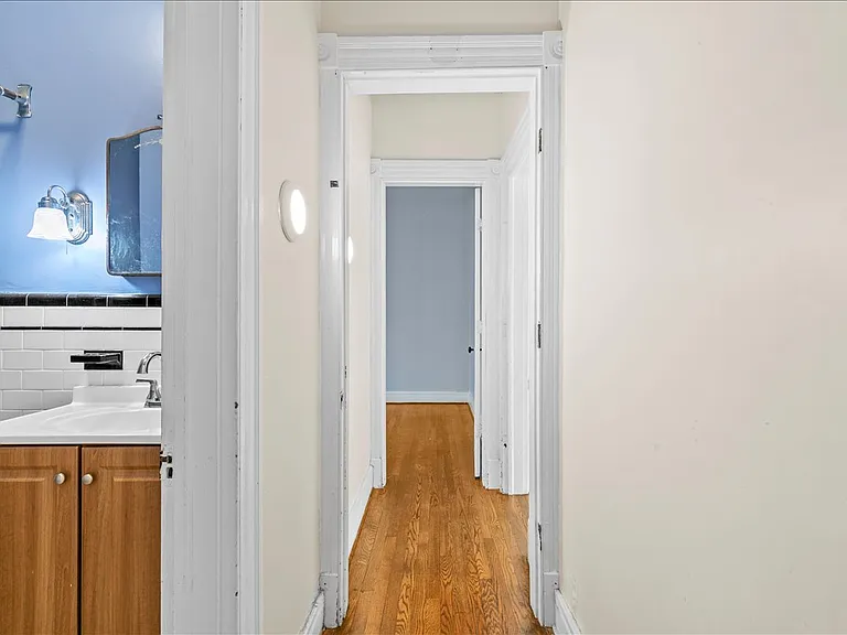 171-173 Norton St #2 — Photo 16