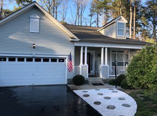 21568 Oxford Dr, Lexington Park, MD 20653