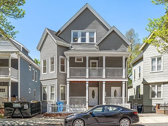 2nd image of 450 Medford St #2