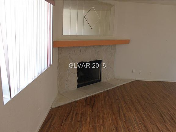 5th image of 913 Boulder Mesa Dr Unit 202