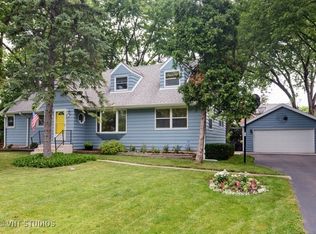 1905 N Fernandez Ave, Arlington Heights, IL 60004