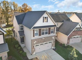 1734 Coupru Ct, Saint Peters, MO 63376