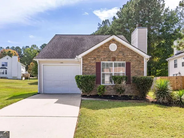 1544 Wembley Dr, Douglasville, GA 30134