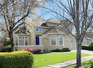 318 Schiappino St, Santa Rosa, CA 95409