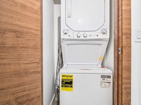 2335 Bath Avenue image 14 of 22