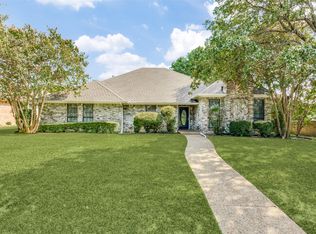 2202 Bluebonnet Dr, Richardson, TX 75082