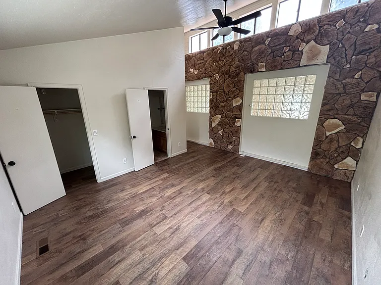 3448 S Litzler Dr — Photo 21