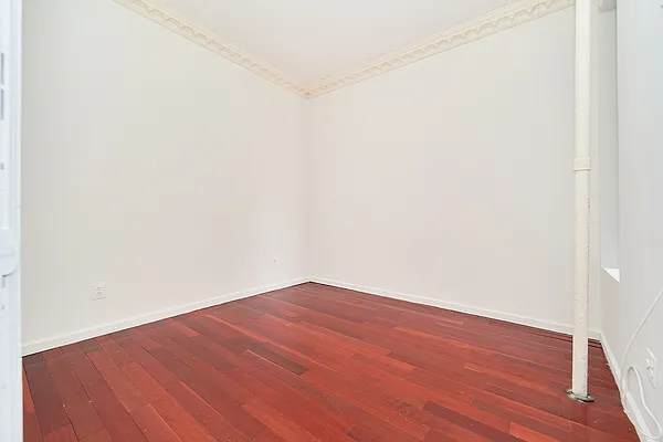 Rented by Living New York | media 11