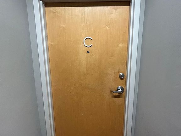 2nd image of 1711 E Franklin St APT C