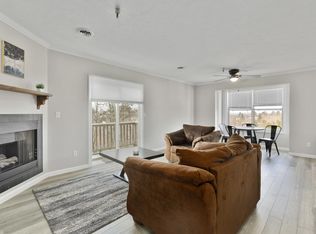 400 Stewart Ln APT 23, Morgantown, WV 26505