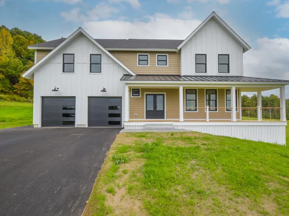 16 Tesla Way, Falmouth, ME 04105