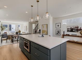 10922 E Hinsdale Cir, Centennial, CO 80112
