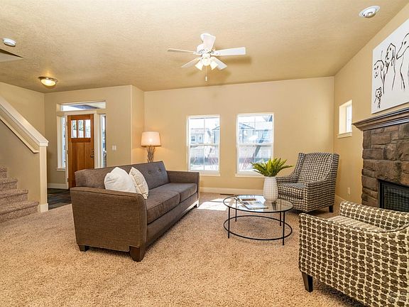 2nd image of 61403 Sunbrook Dr