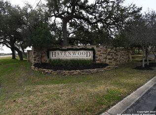 818 Oak Bluff Trl, New Braunfels, TX 78132