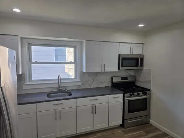 157 Neptune Avenue image 6 of 21