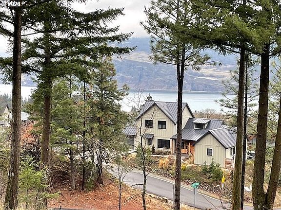 5th image of Asher St #32