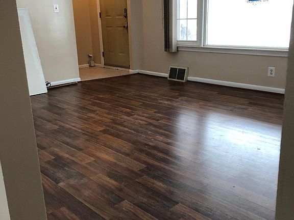 5th image of 1620 Pagel Ave