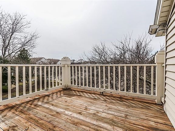 3rd image of 151 Heritage Ln