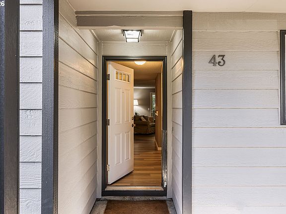 2nd image of 29700 SW Courtside Dr APT 43