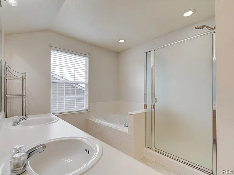9141 Sunningdale Rd — Photo 29