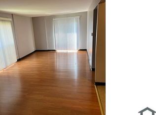 3120 W Madison St #201, Chicago, IL 60612
