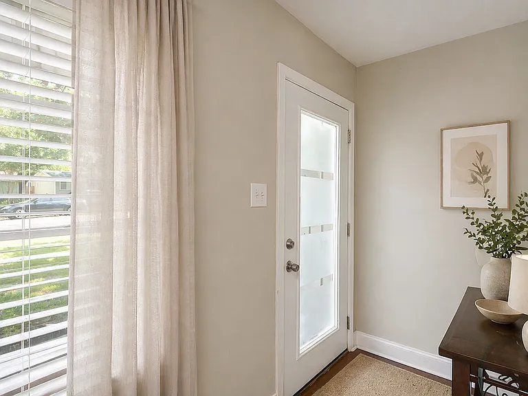 2603 Albata Ave — Photo 4