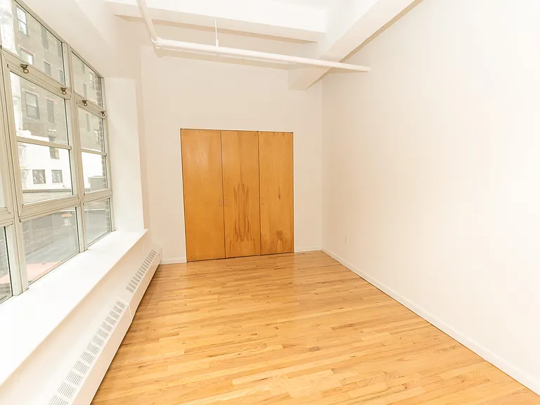 80 Nassau St #4A — Photo 12