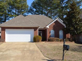 135 Ridge Cove Dr, Saltillo, MS 38866