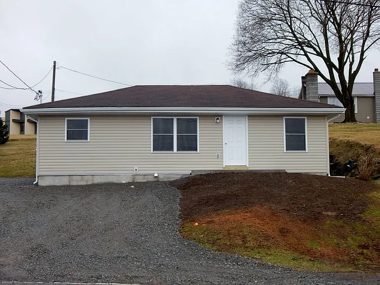 274 Forge Rd — Photo 1