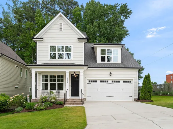 2629 Flora View Ct, Apex, NC 27502