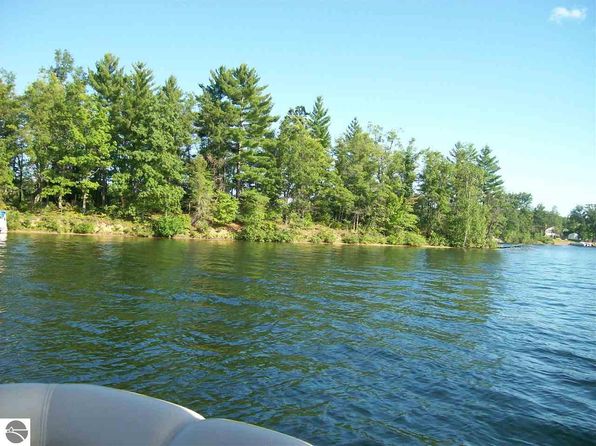 Waterfront West Branch Mi Waterfront Homes For Sale 25 Homes Zillow