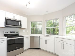 1520 Pine Mountain Rd, Charlotte, NC 28214