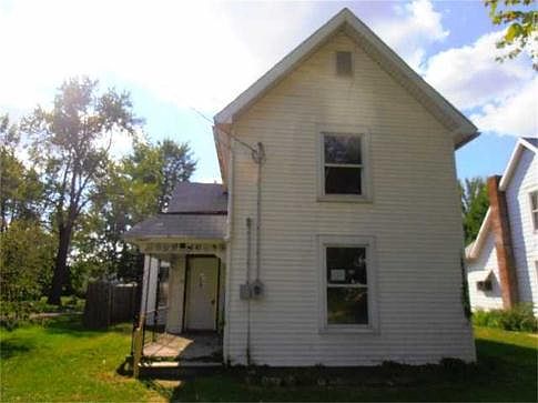1st image of 231 N Seffner Ave