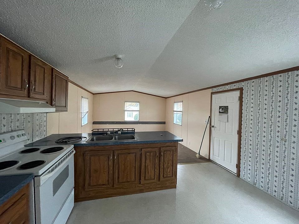 751 Washington St Auburn, MA, 01501 Apartments for Rent Zillow