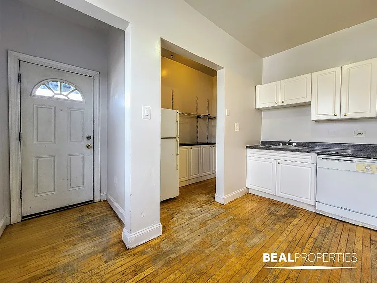 1317.5 Oak Ave #E3 — Photo 7