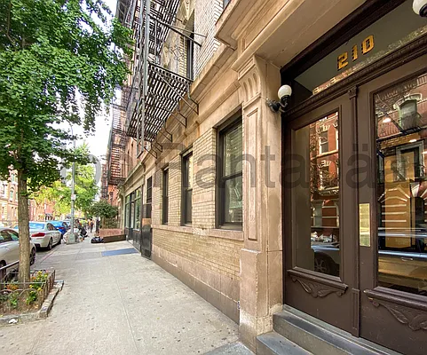 Rented by (Legacy) NY Quality Living Uptown | media 8