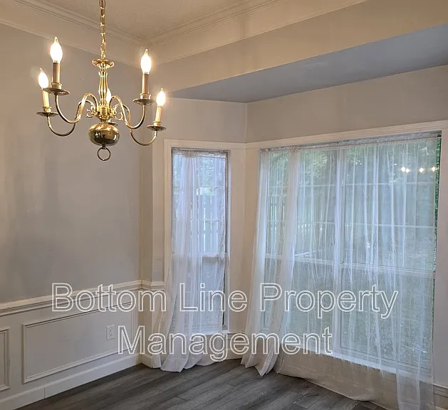 4134 Beauvista Dr — Photo 10