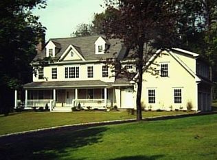 7 Long Meadow Ln, Redding, CT 06896