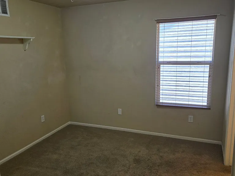 2515 Central Park Blvd — Photo 15