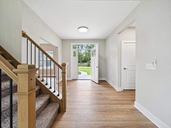 4th image of 9001 Charter Oak Ln