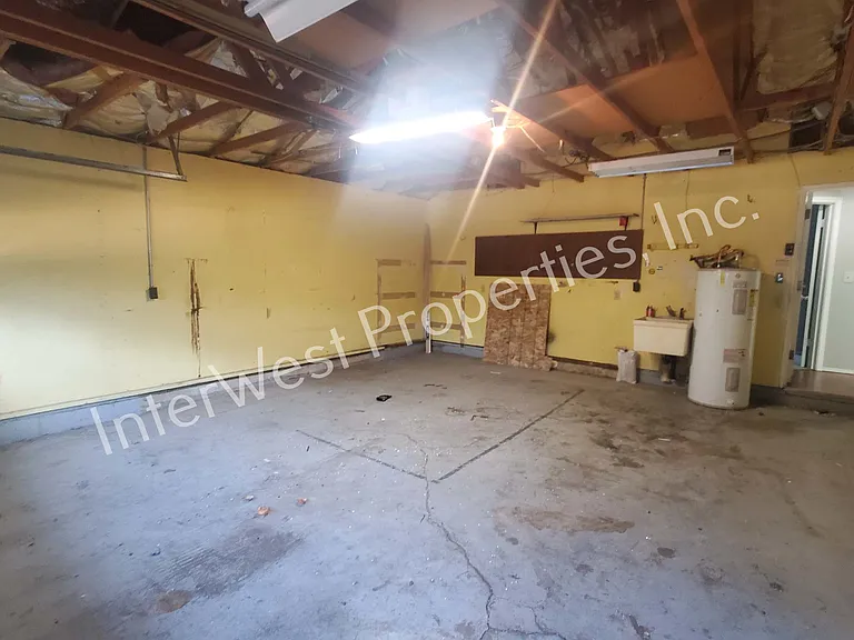 9685 SW Whitford Ln — Photo 17