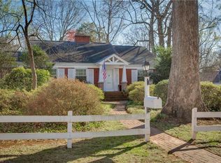 3819 Kirby Dr, Greensboro, NC 27403