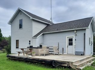 21955 220th Ave, Paris, MI 49338