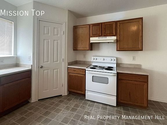 5th image of 8810 Mission Top