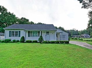 21 Wiggand Dr, Glenmont, NY 12077