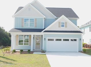 316 Spicer Lake Dr, Holly Ridge, NC 28445